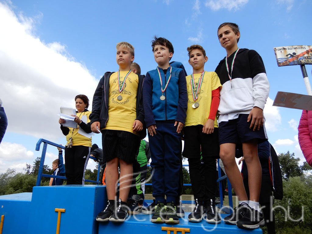 Mezei futóbajnokság Berettyóújfaluban 123